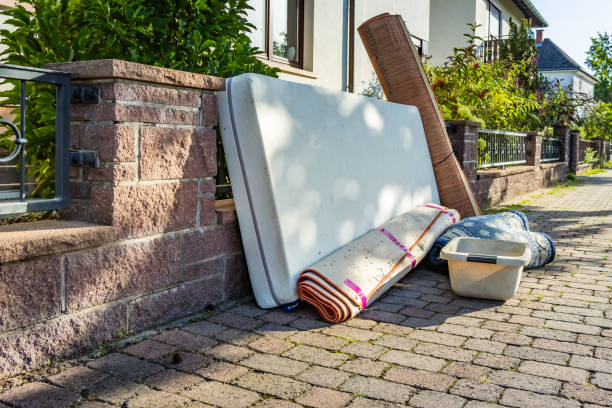 Best Furniture Removal Near Me  in Oatfield, OR